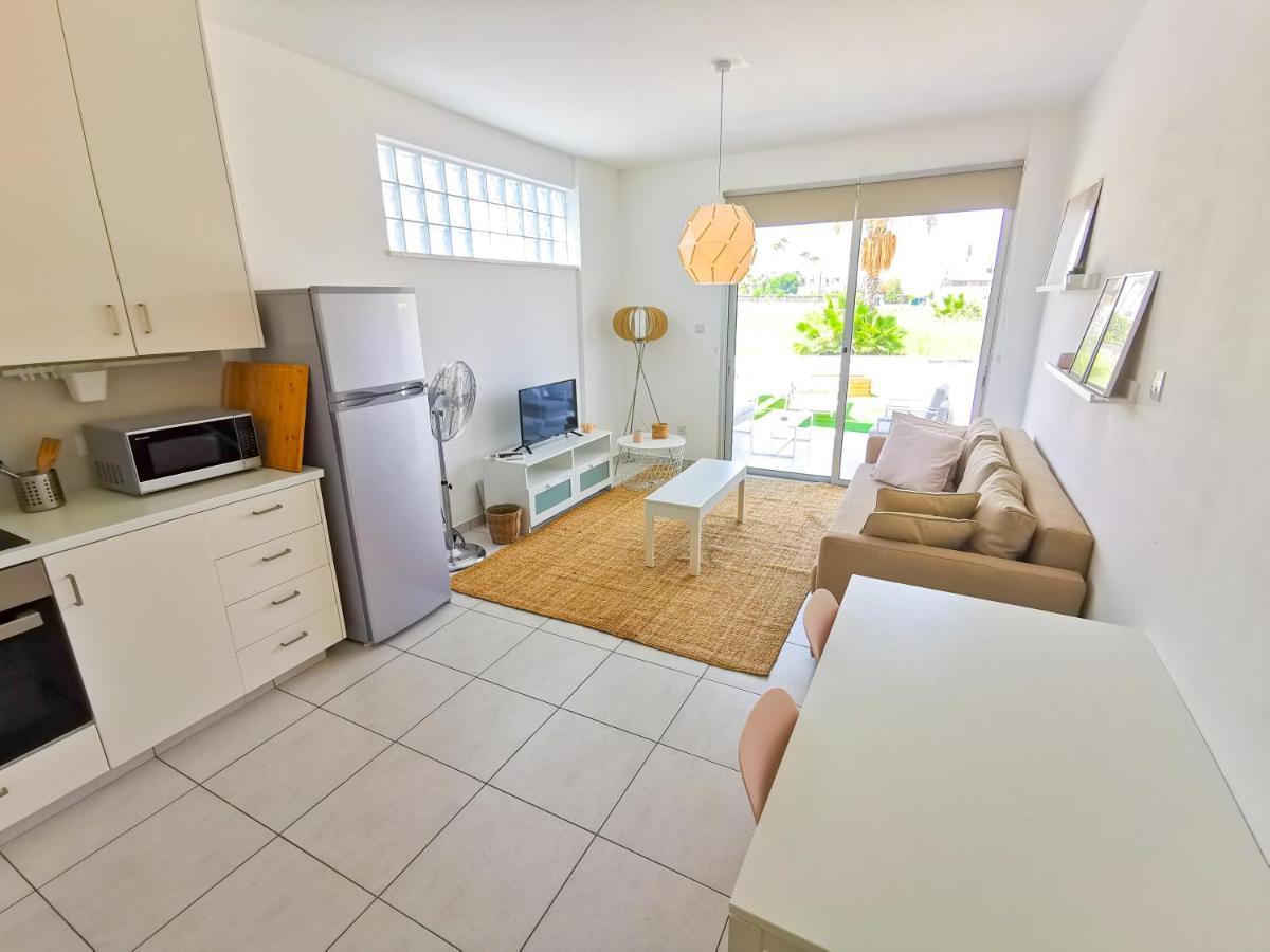 Happy Day Dreamer Apartments Pyla Exterior foto